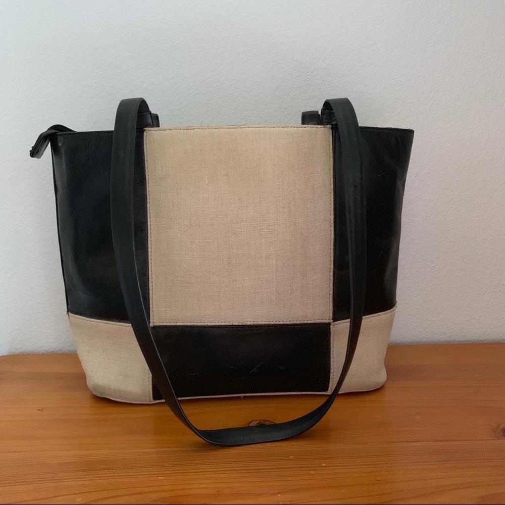 Etienne Aigner 100% linen w black leather trim
